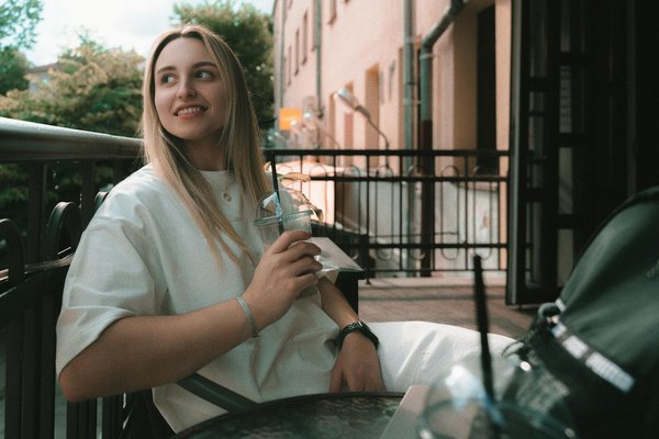 Spa naturel avec vue mer en soirée